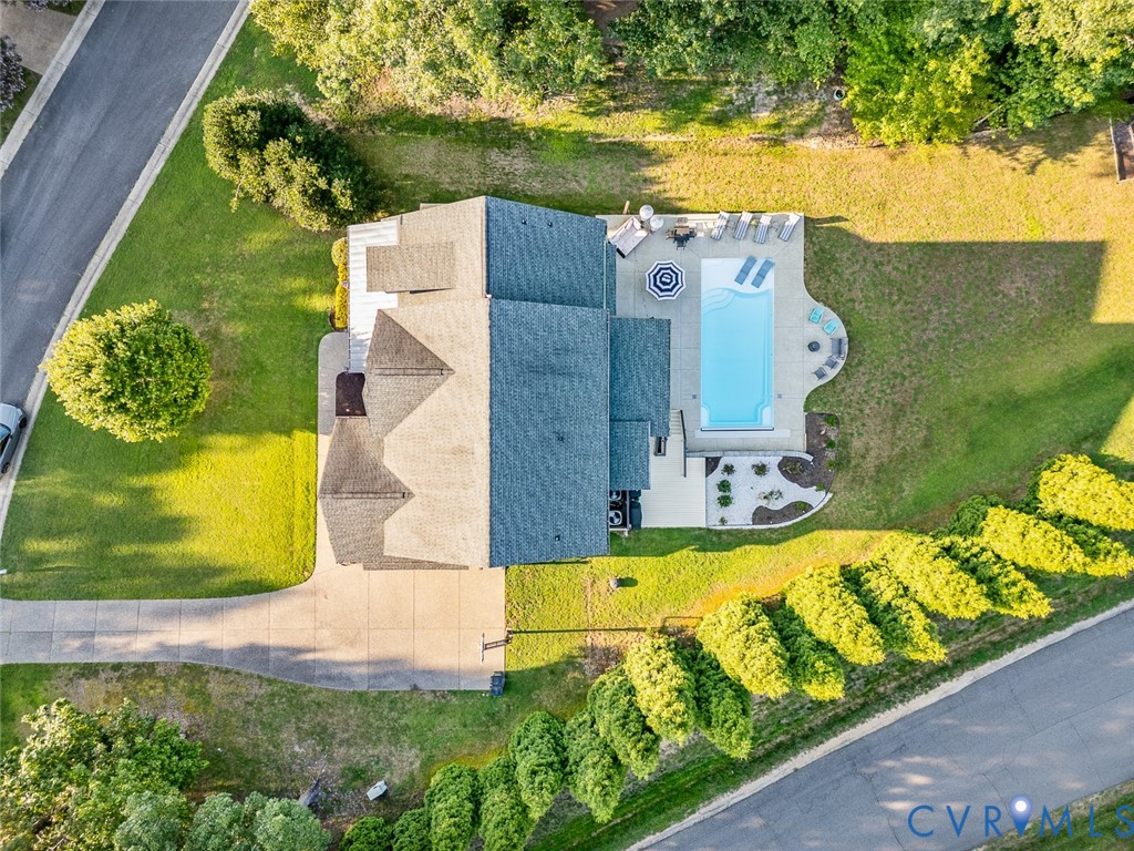 4439 Lake Summer Ct