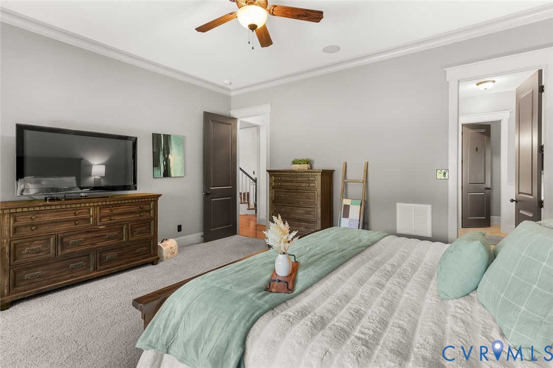 4439 Lake Summer Ct