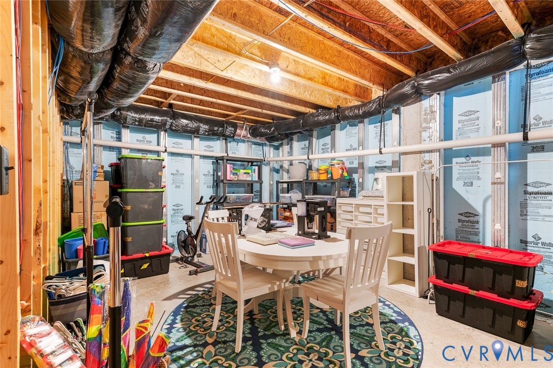 4439 Lake Summer Ct