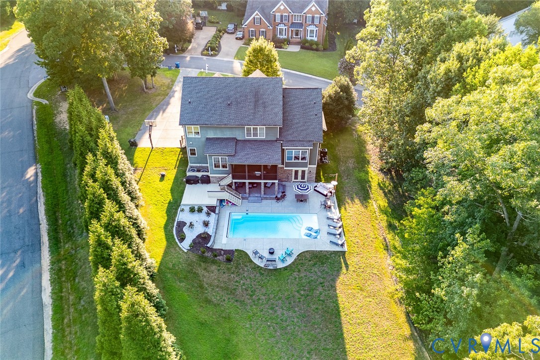 4439 Lake Summer Ct