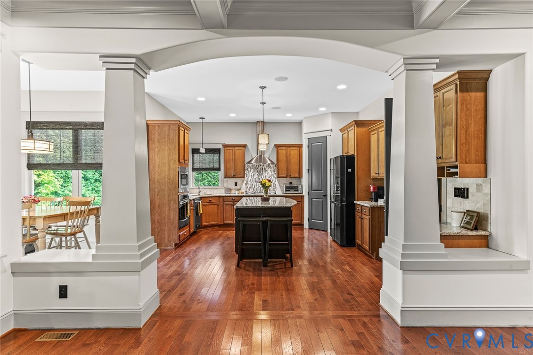 4439 Lake Summer Ct