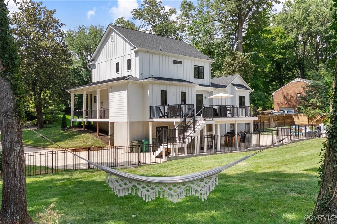 311 Berwickshire Dr