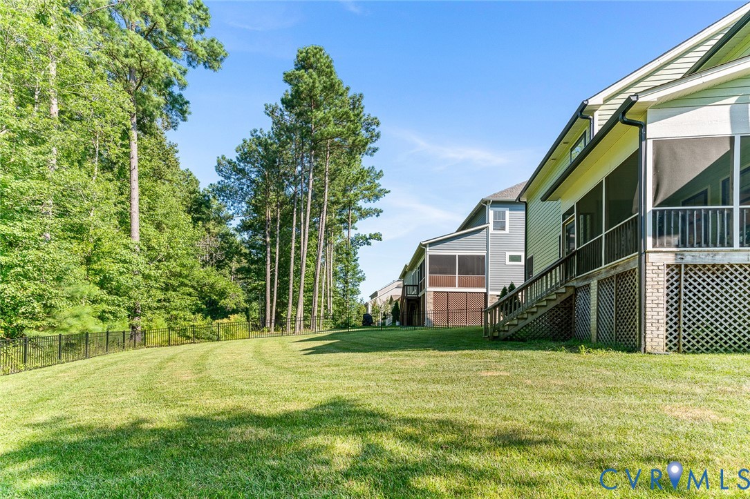 6931 Carden Park Dr