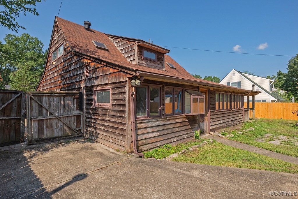 6006 Indigo Rd