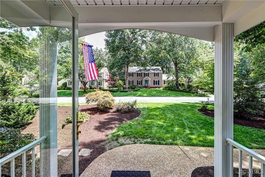 10306 Windbluff Dr