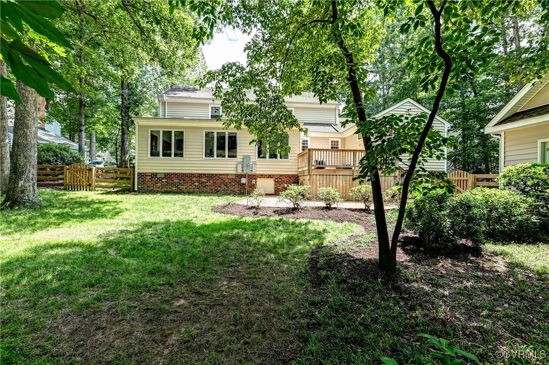 10306 Windbluff Dr