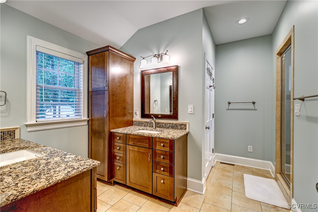 10306 Windbluff Dr