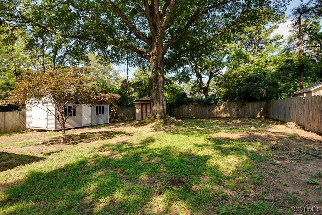 1202 Beverly Dr