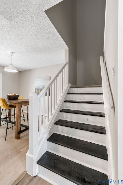 31 Huneycutt Dr