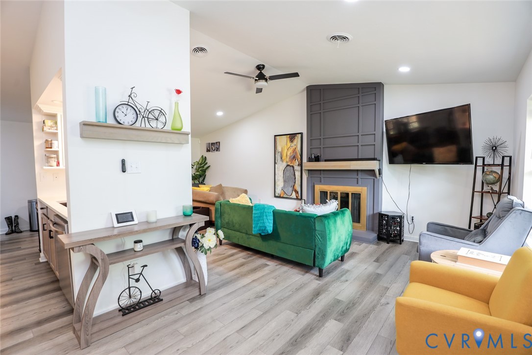 7448 Orchardhill