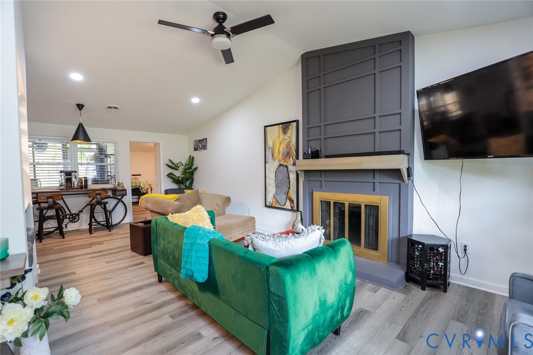 7448 Orchardhill