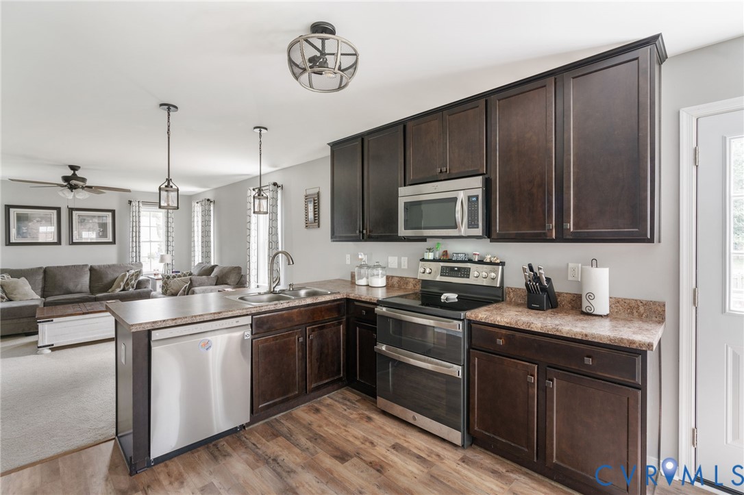 11907 Tadley Ct