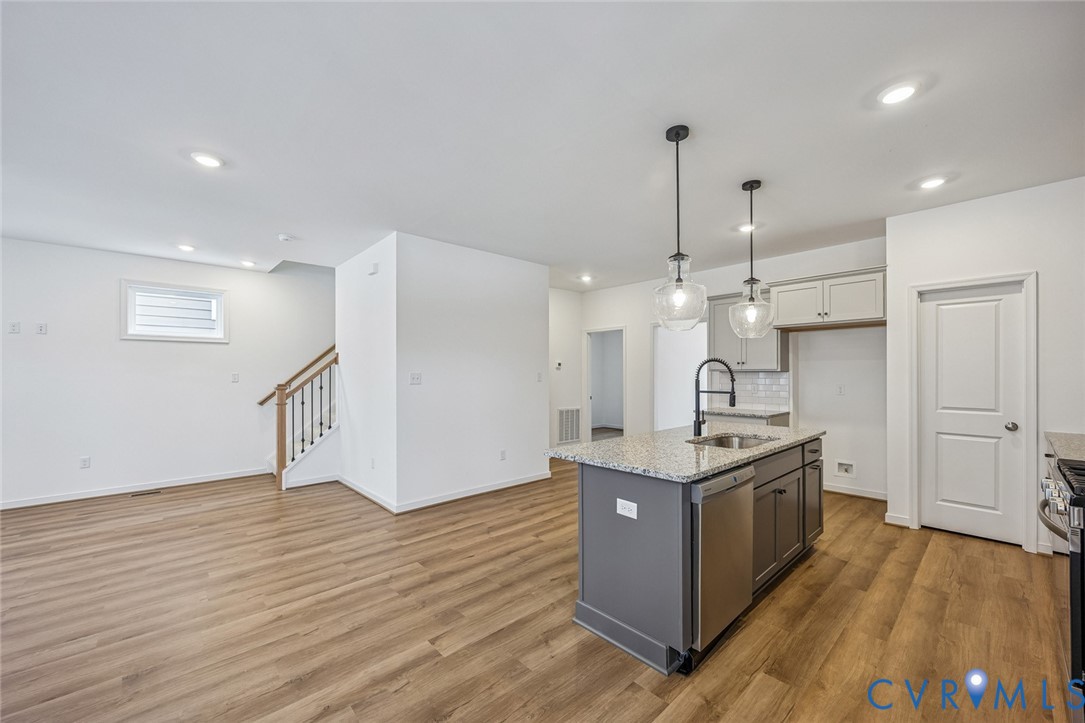 16218 Dogwood Tree Ct