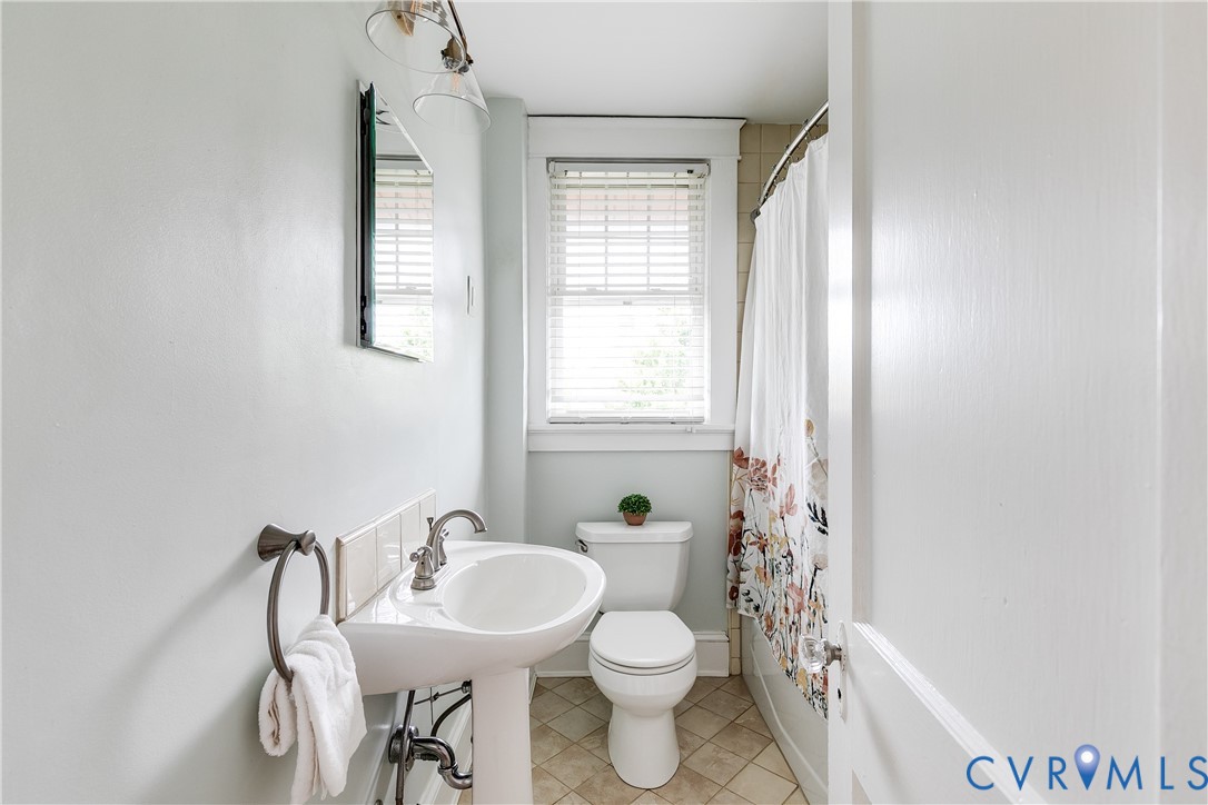 3967 Fauquier Ave