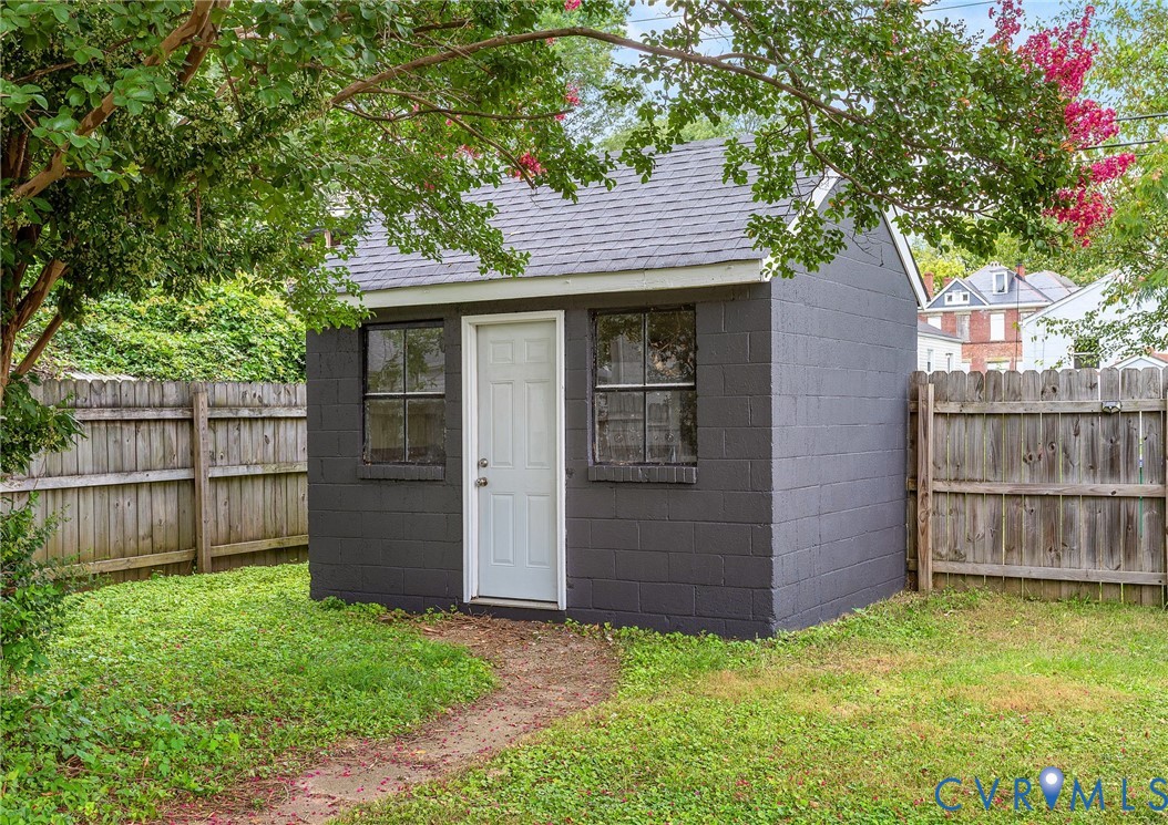 3422 2nd Ave