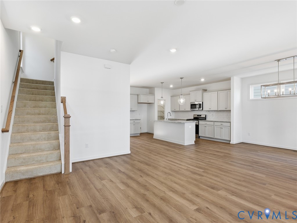 16206 Dogwood Tree Ct