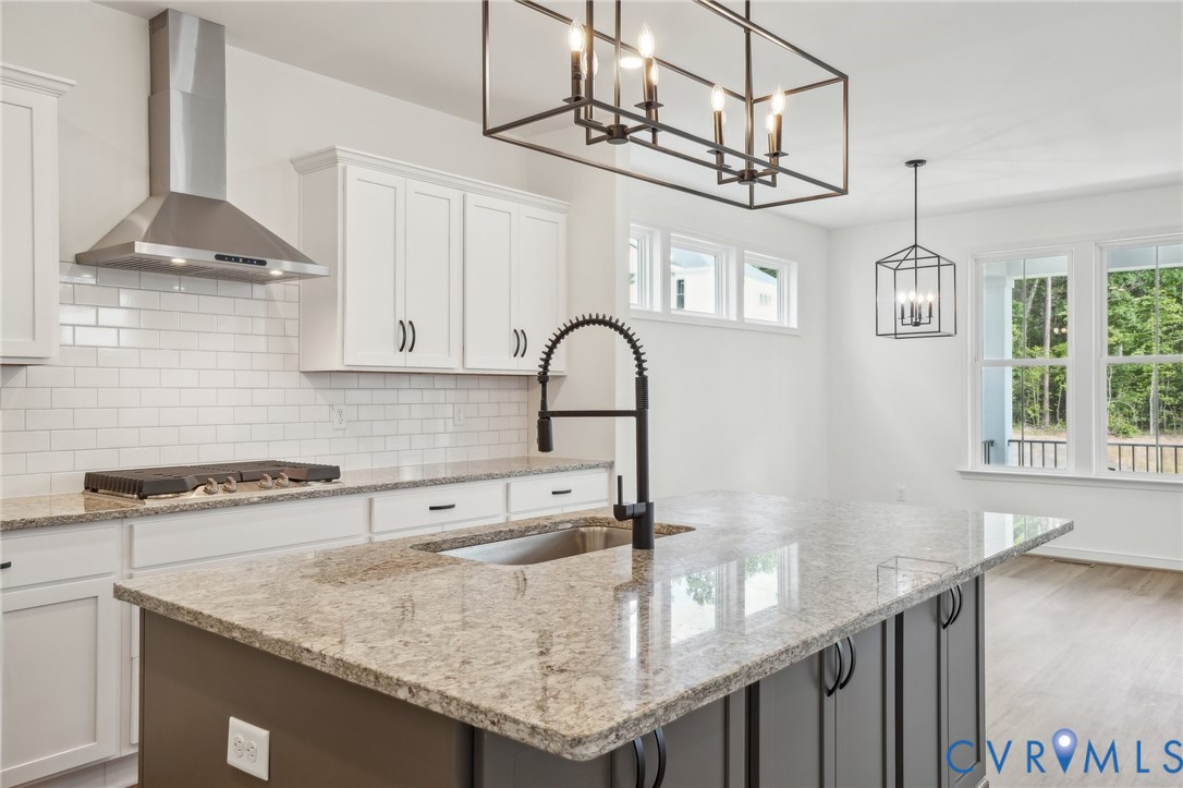 16203 White Oak Tree Ct