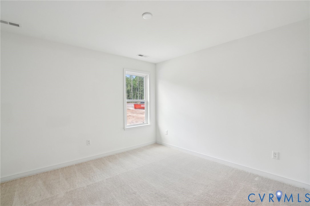 16203 White Oak Tree Ct