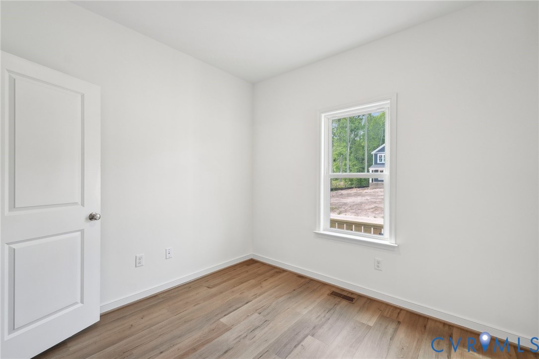 16203 White Oak Tree Ct