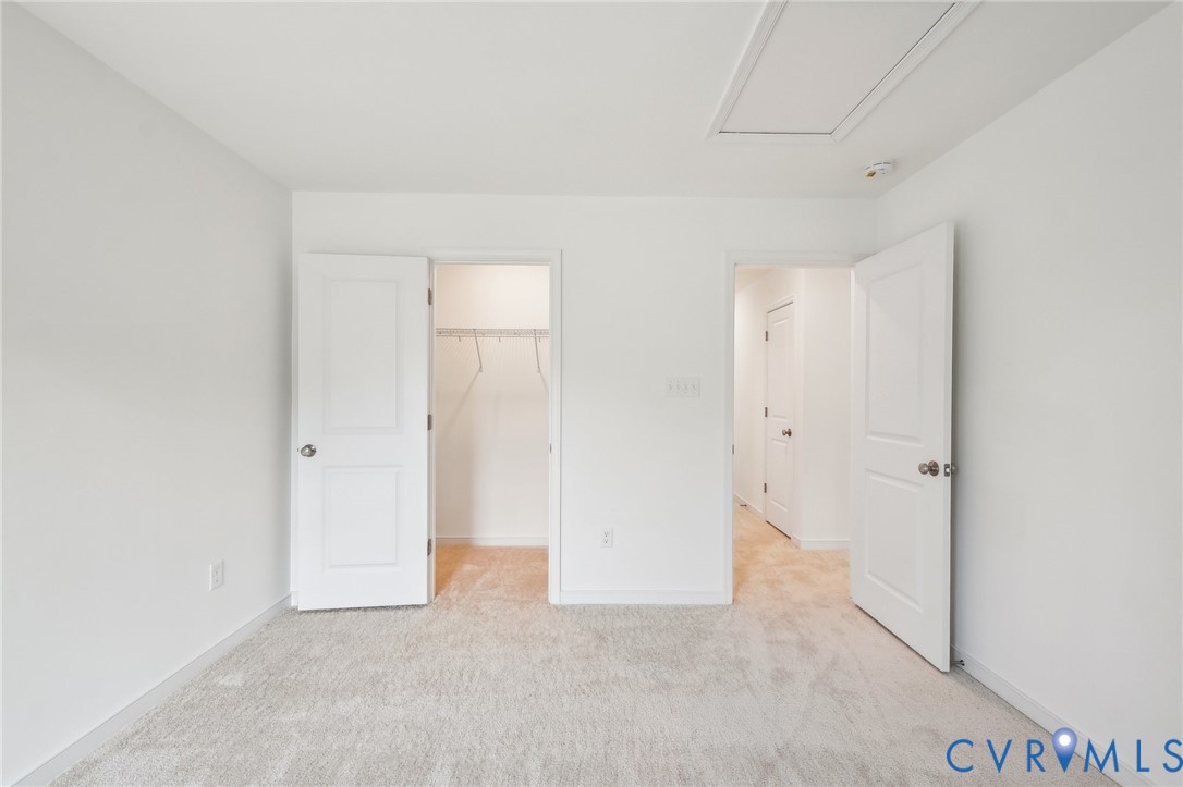 16203 White Oak Tree Ct