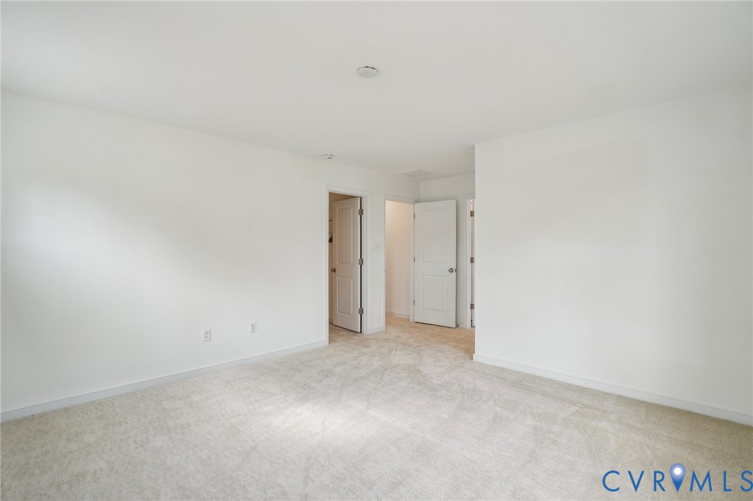 16203 White Oak Tree Ct