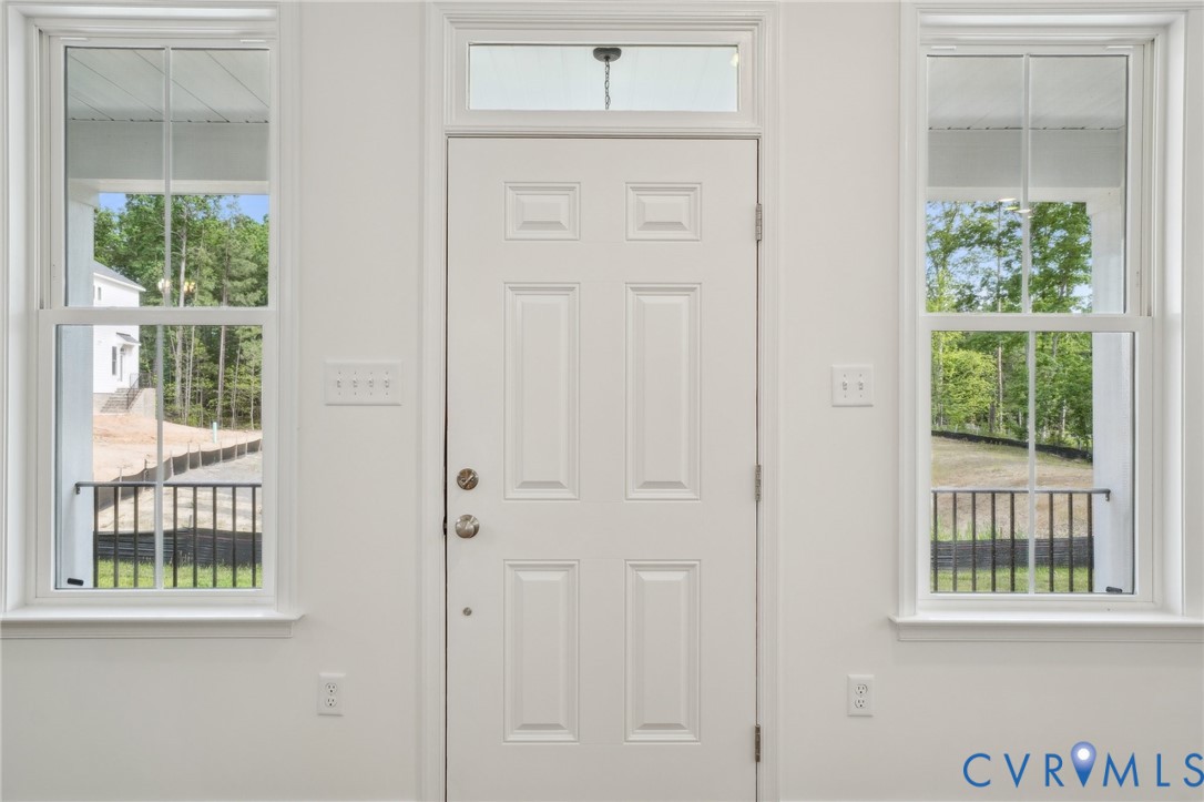 16203 White Oak Tree Ct