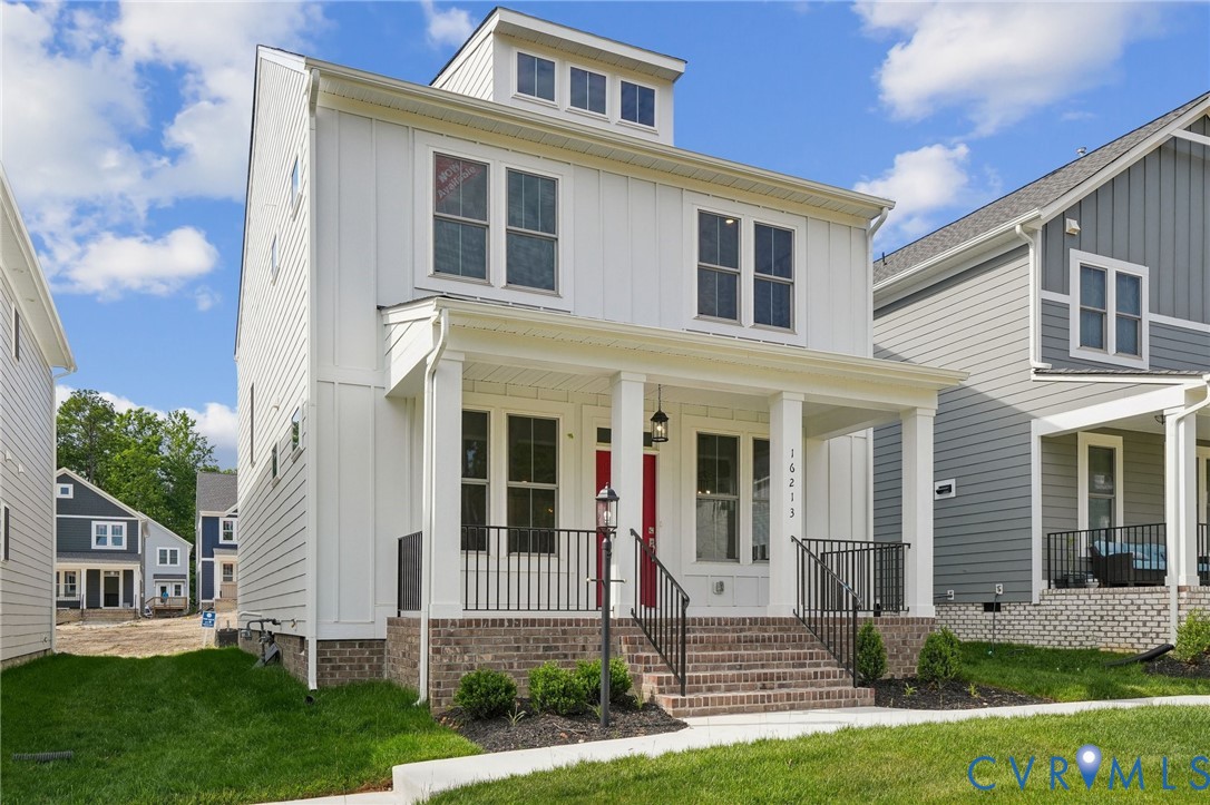 16203 White Oak Tree Ct