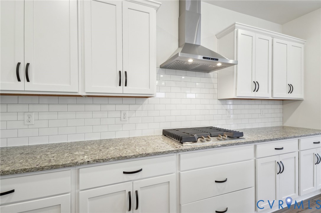 16203 White Oak Tree Ct