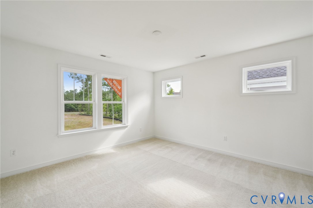 16203 White Oak Tree Ct