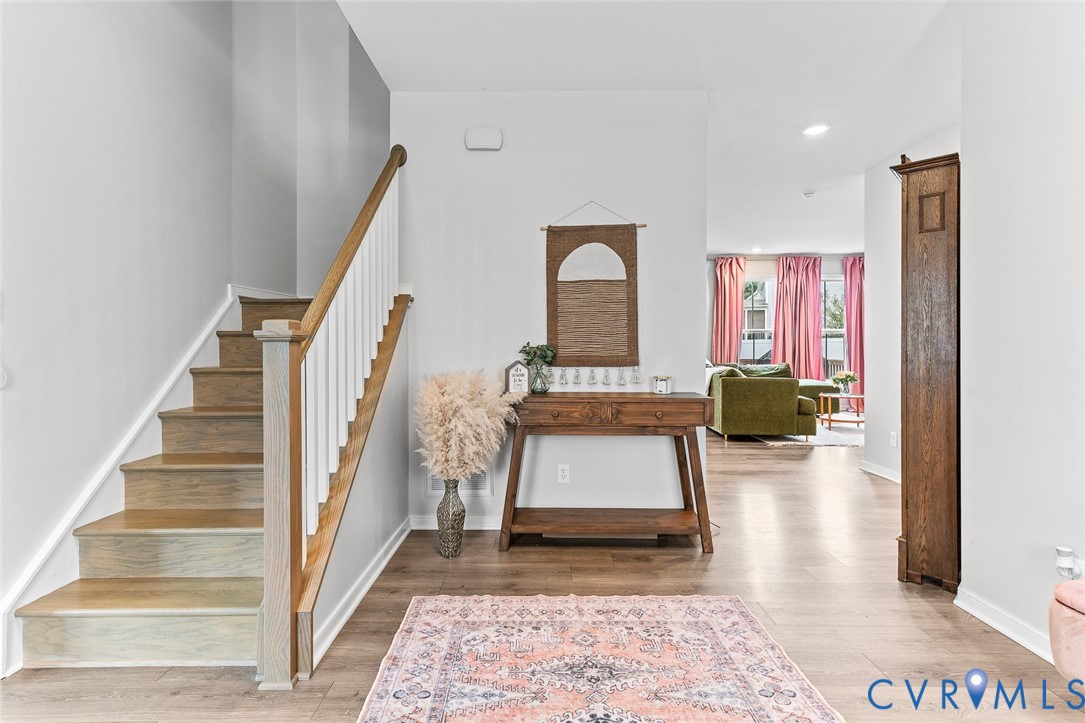 5449 Swift Fox Pl