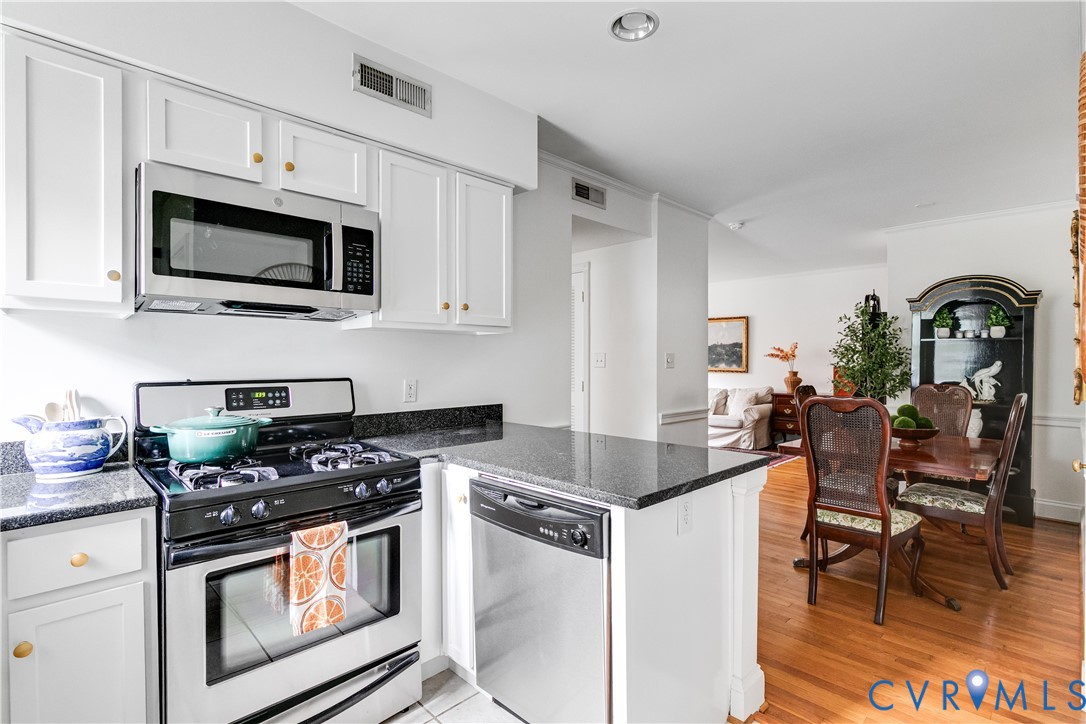 56 E Lock Ln Unit#U1