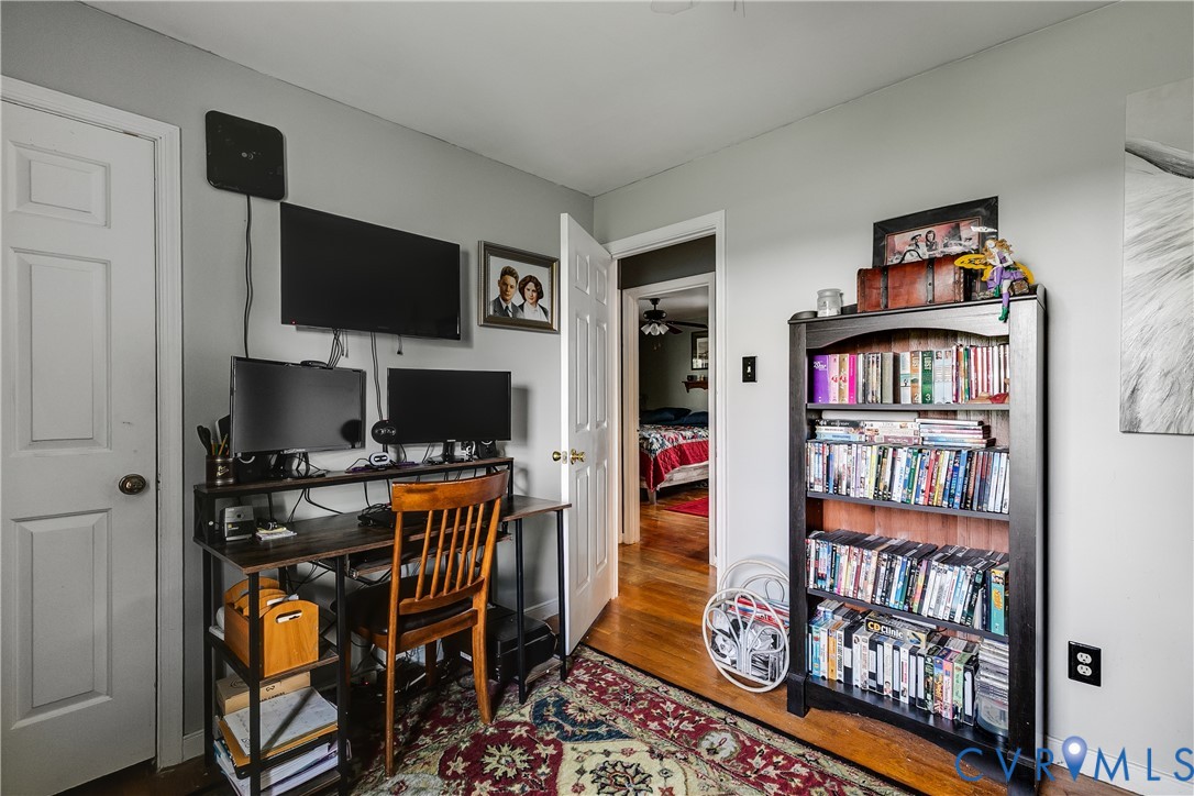 12237 Pinhook Rd