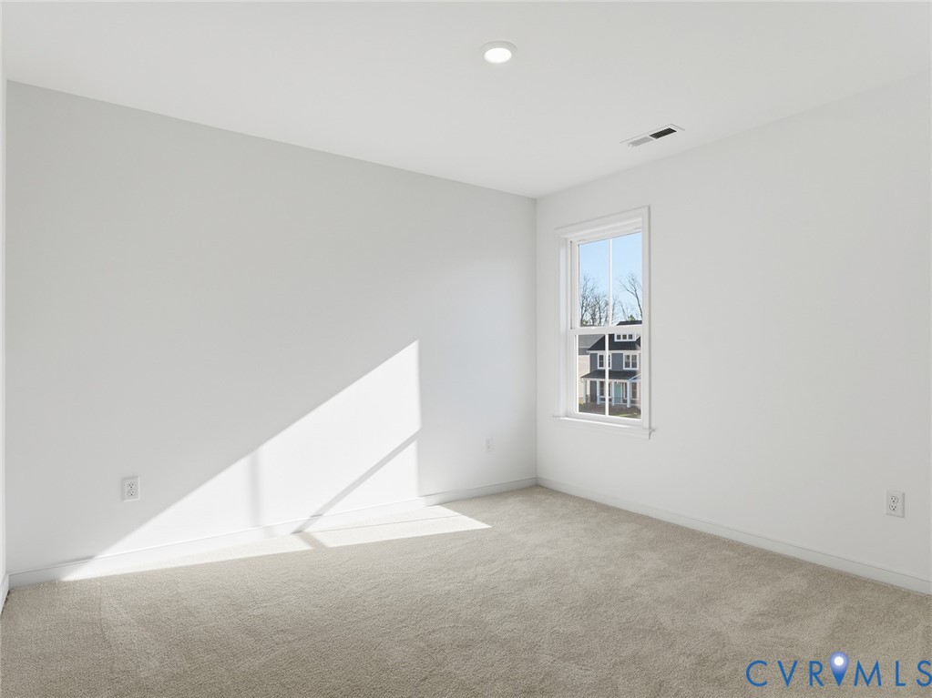 16202 White Oak Tree Ct