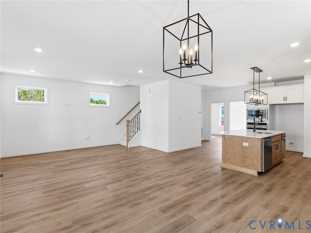 16202 White Oak Tree Ct