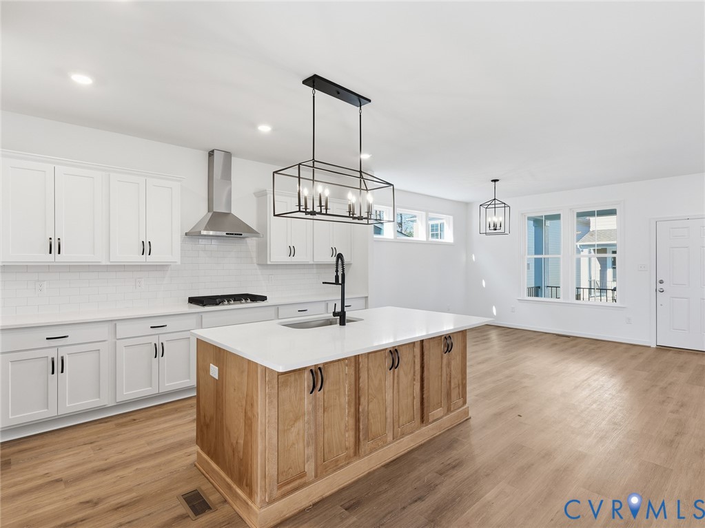 16202 White Oak Tree Ct