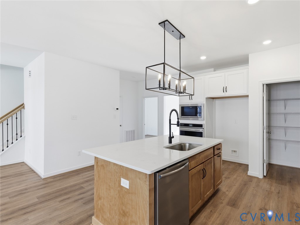 16202 White Oak Tree Ct