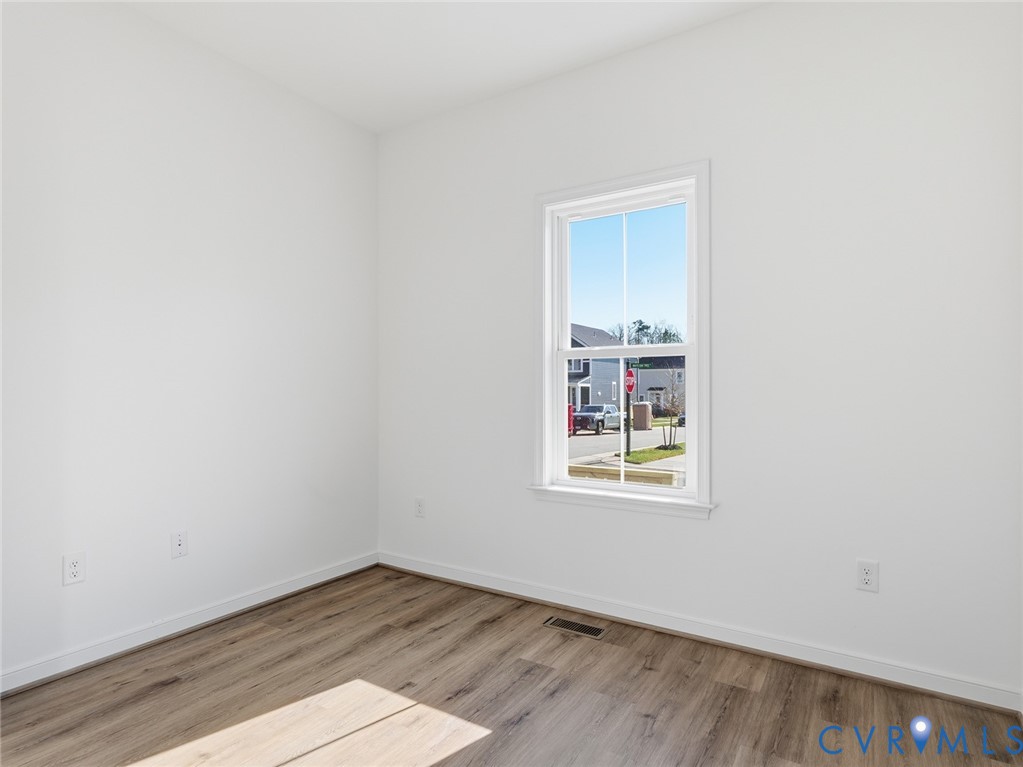 16202 White Oak Tree Ct