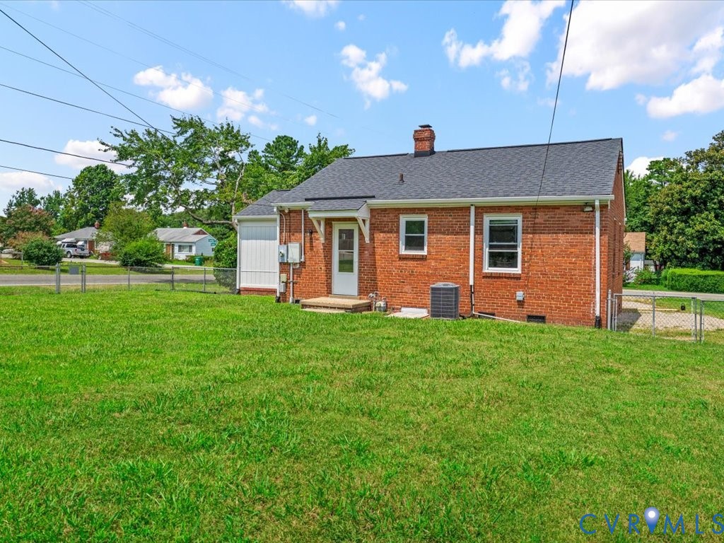 2501 Carlisle Ave