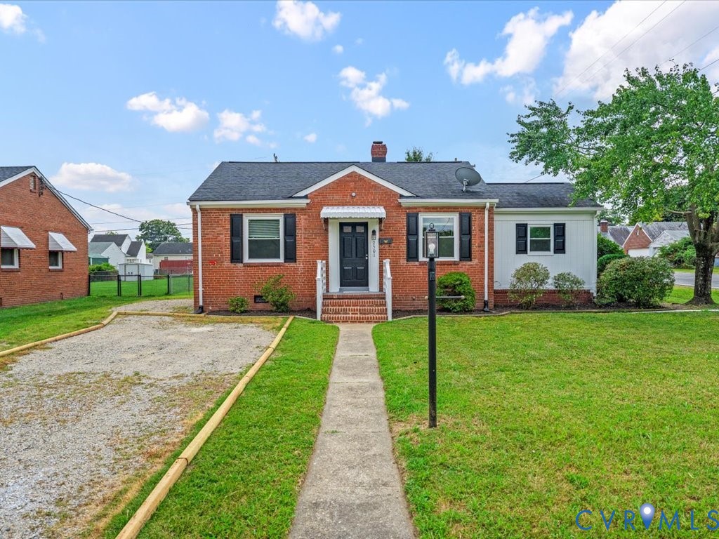 2501 Carlisle Ave