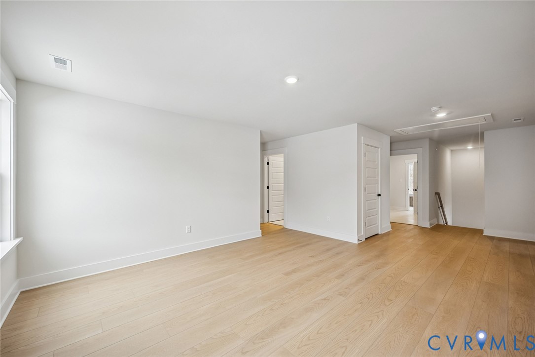 6860 Cove Creek Ter