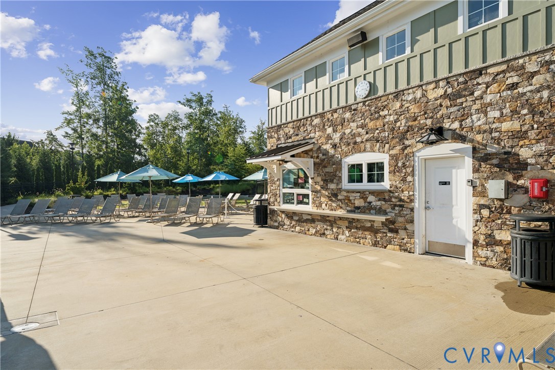 6860 Cove Creek Ter