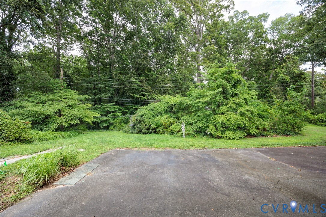 8211 Rambler Dr