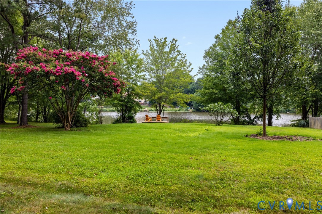 12700 Lakestone Dr