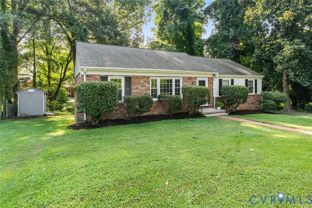 521 Willowtree Dr