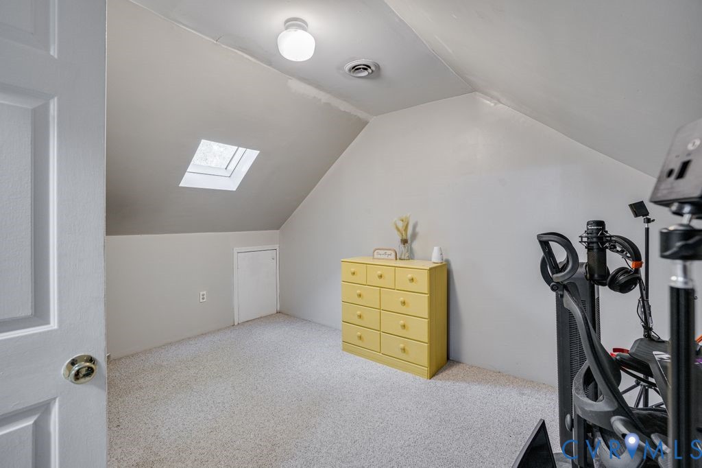 12200 McKenna Ct