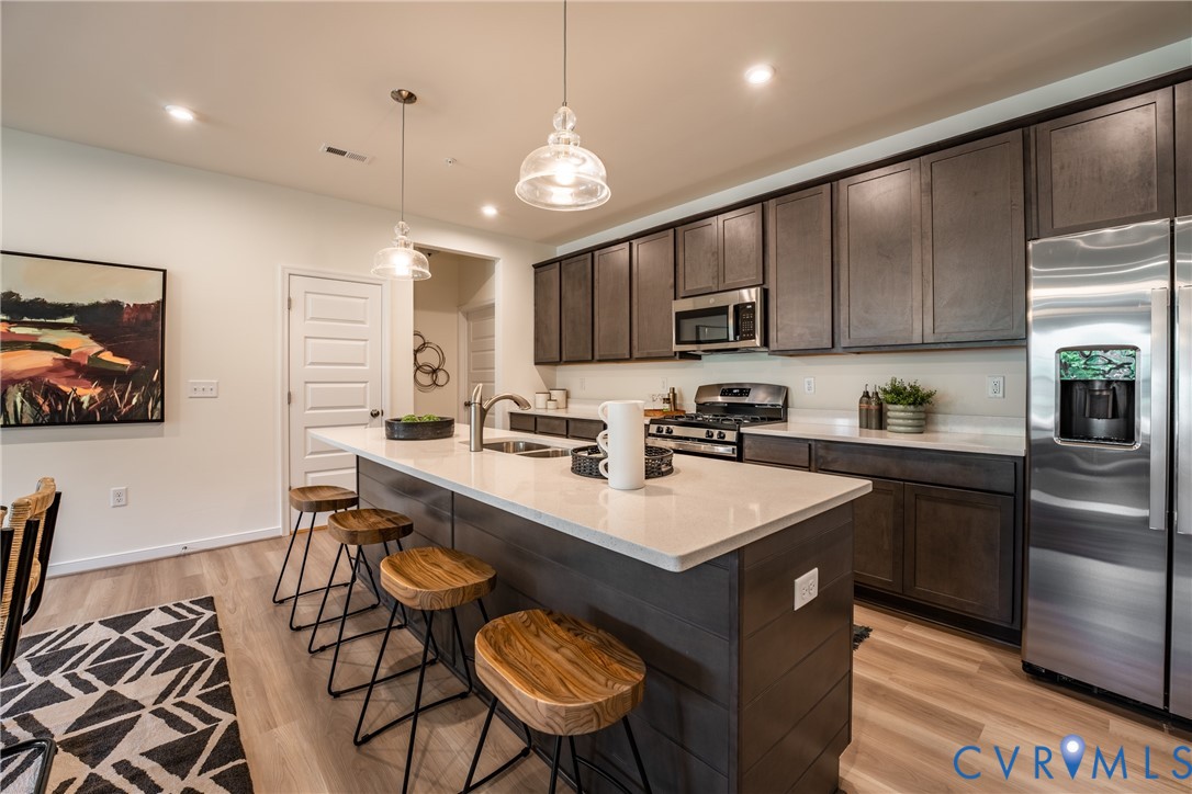5309 Twisting Vine Ln Unit#101