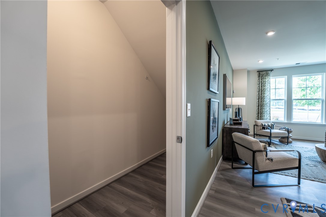 5309 Twisting Vine Ln Unit#101