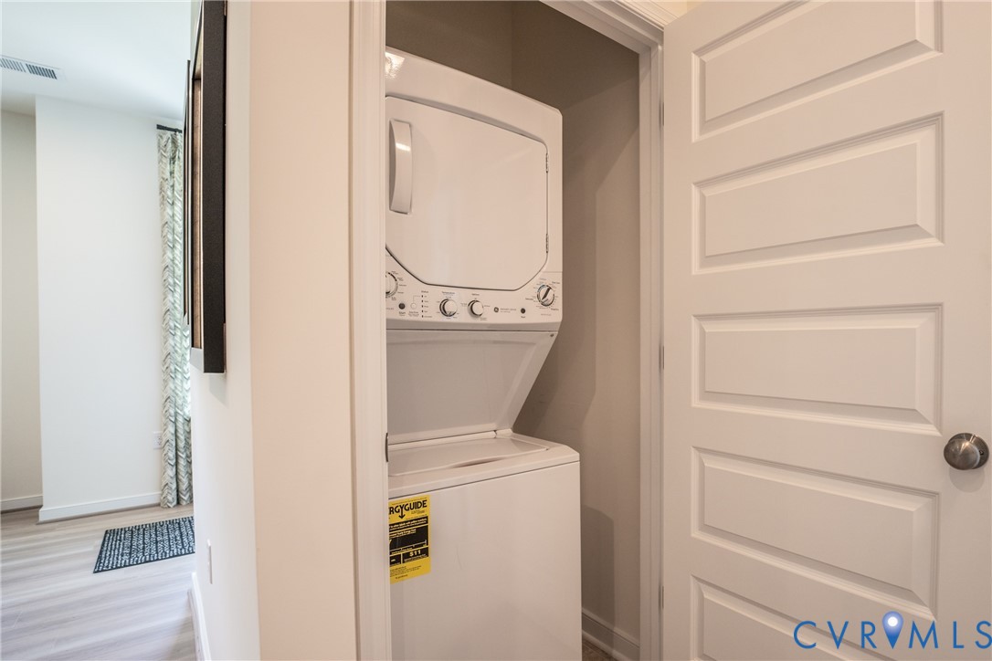 5309 Twisting Vine Ln Unit#101