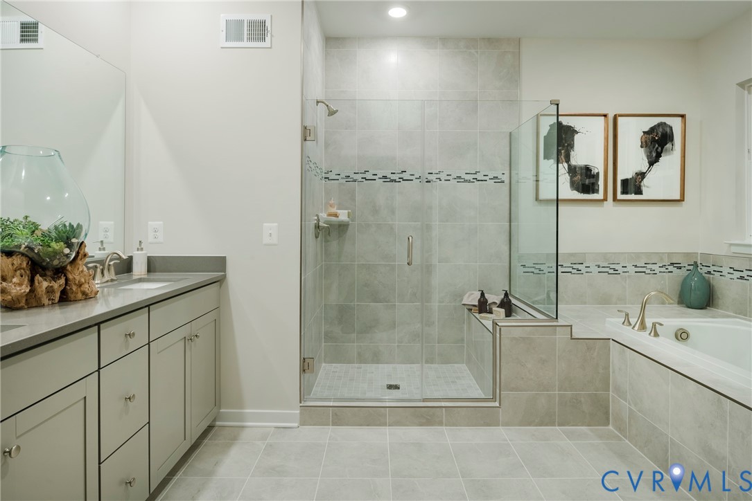 8712 Centerline Dr