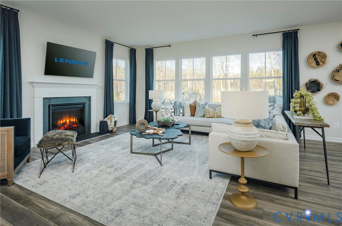 8712 Centerline Dr